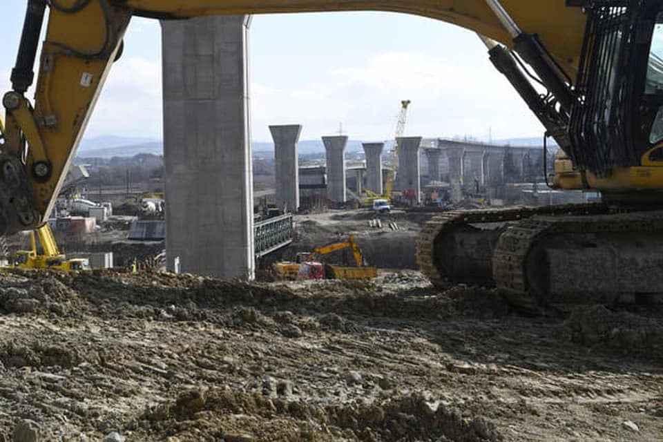 NDS vyhlásila nové verejné obstarávanie na úsek D1 Turany - Hubová