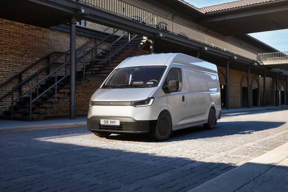 Ford Transit City nie je konkurent e-Transitu Custom, je určený do miest