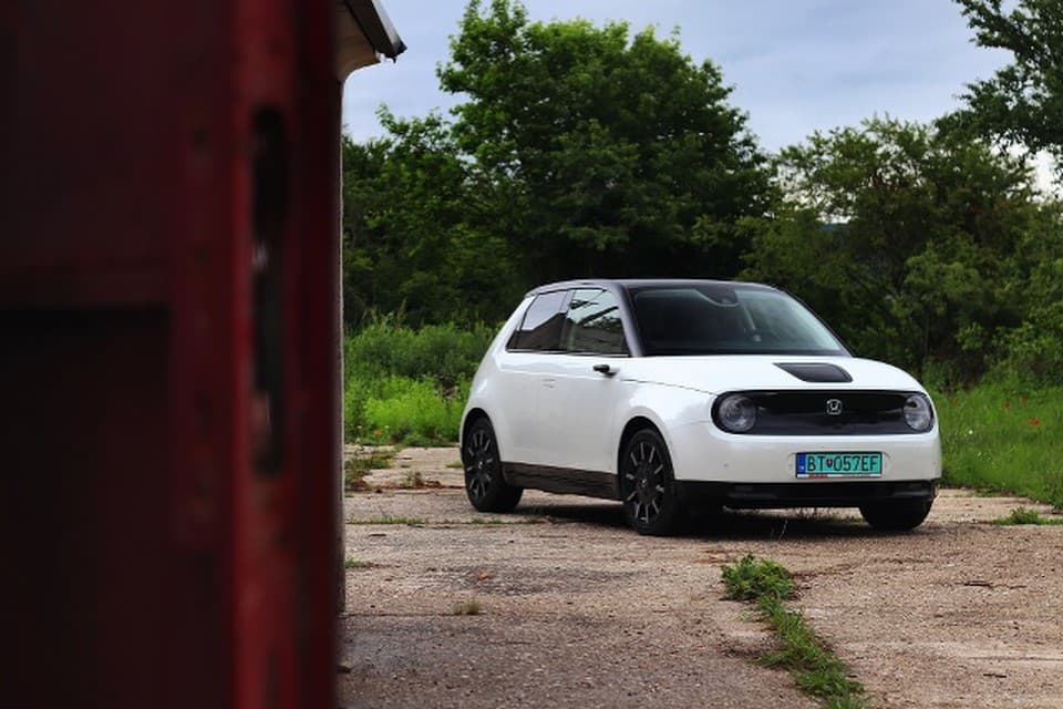Honda pozastavila plány výstavby závodu na elektromobily v Kanade
