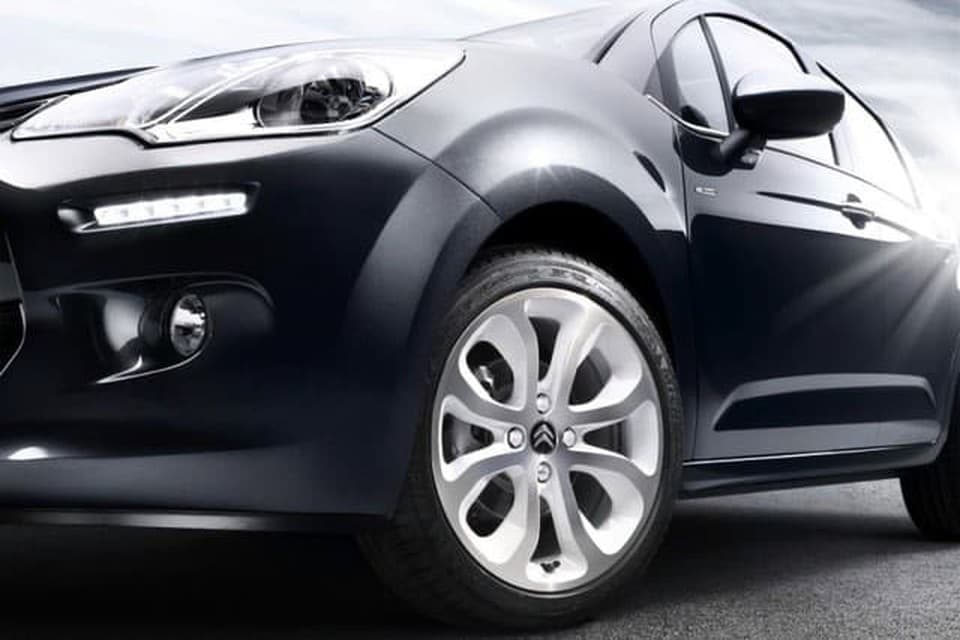 Okamžite PRESTAŇTE JAZDIŤ s týmito autami! TAKATA útočí aj na novšie modely