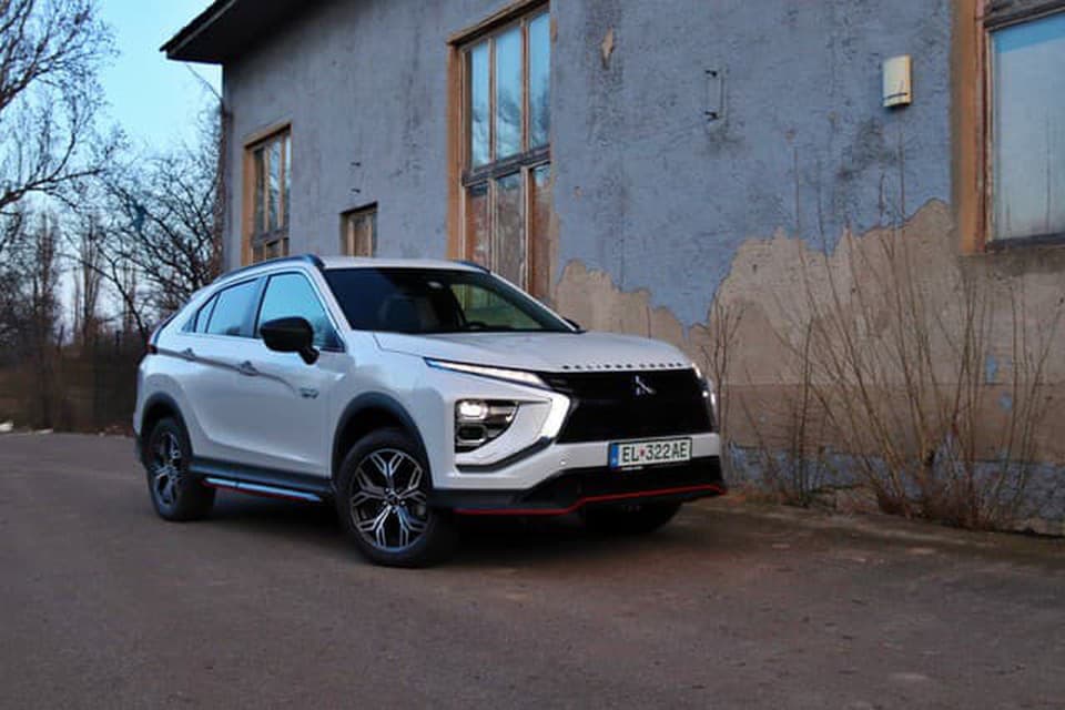 TEST: Mitsubishi Eclipse Cross PHEV - pre fanúšikov