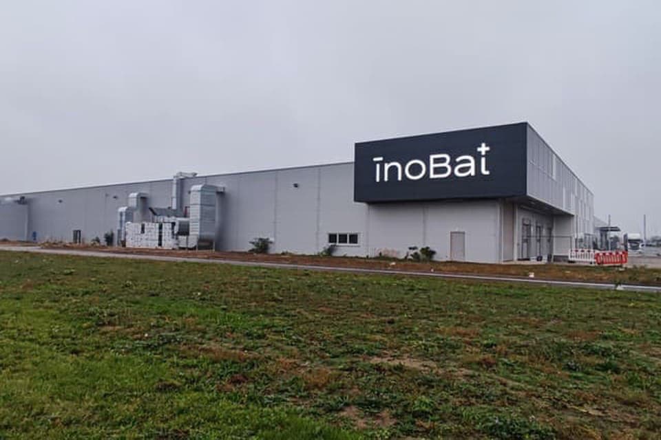 V Šuranoch vznikne závod na výrobu batérií za miliardy. Je za ním slovenský InoBat