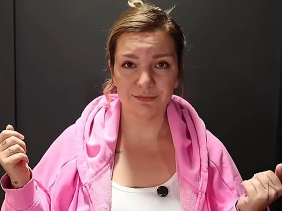 Simona skúšala staré oblečenie a fanúšičky išli do kolien: V tomto vyrazila na markizácku párty!