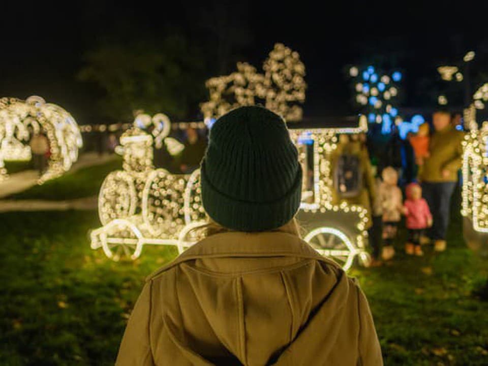 Magický svet svetiel: Ako svetelné výstavy ovplyvňujú detskú psychiku?