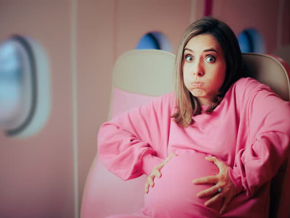 Tehotná v lietadle? Pozor na jednu vec, ktorá môže zvýšiť riziko trombózy
