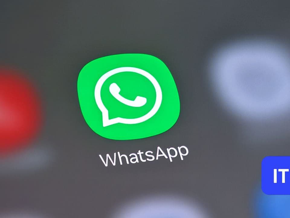 Meta AI vo WhatsAppe dostane funkciu, ktorá jej doteraz chýbala. Po novom jej pošleš PDF aj ďalšie dokumenty ako v ChatGPT. Takto ti s nimi pomôže