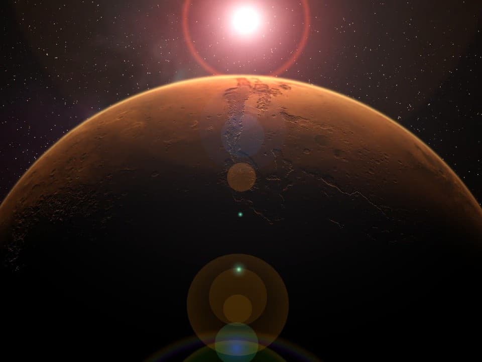 NASA zachytila v atmosfére Marsu jav, ktorý tam vedci nikdy predtým nevideli. Zwan Wolfov efekt ukázal, ako Slnko stláča červenú planétu