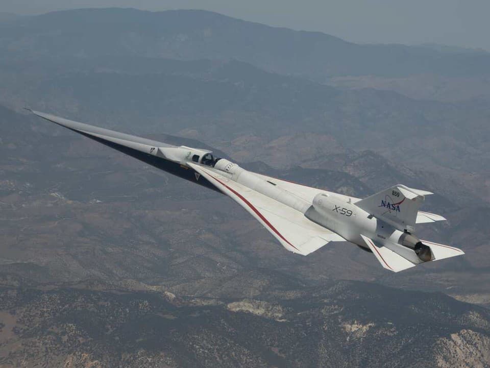 NASA chce skrotiť problém, ktorý pochoval Concorde. X-59 má ukázať, či môže byť nadzvukový let konečne tichší