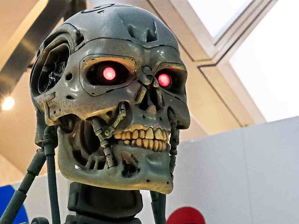 Ukrajina chce proti Rusku nasadiť humanoidných robotov. Na fronte majú zastúpiť vojakov