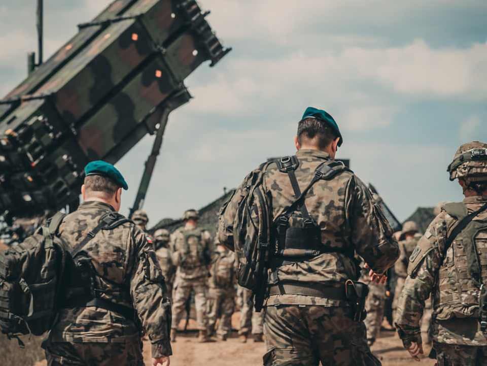 Poľsko čelí kritike pre rakety Patriot odovzdané Ukrajine. Vláda tvrdí, že svoju obranu tým neoslabilo