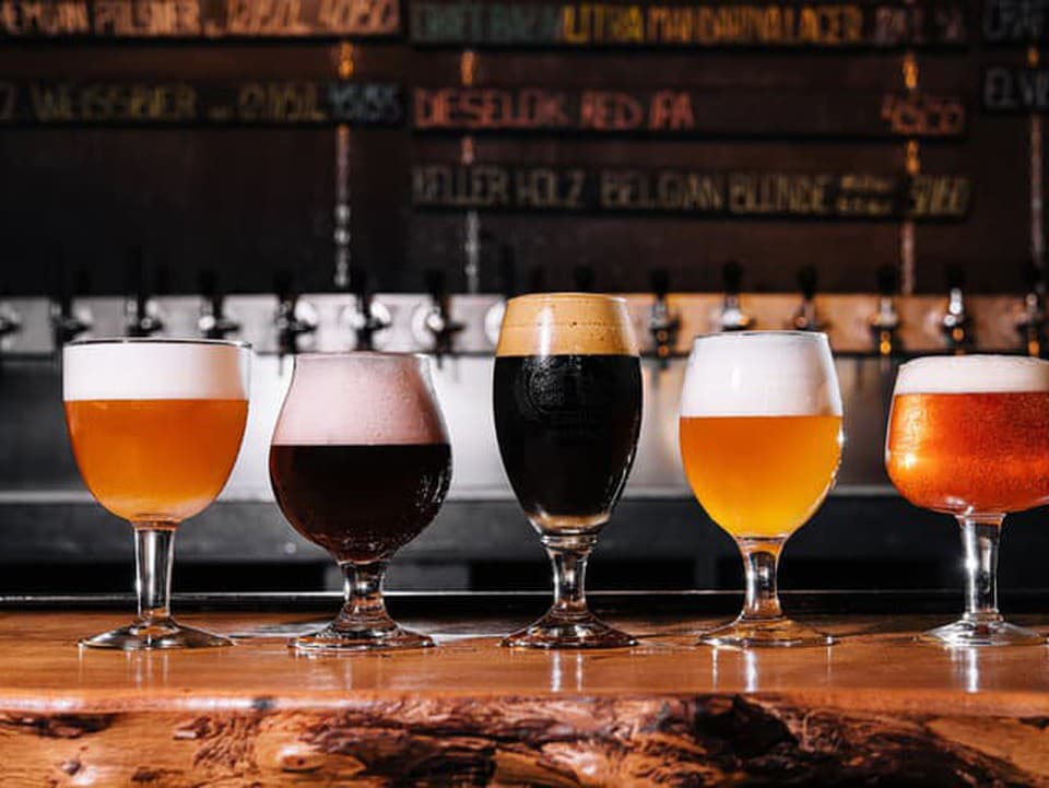 Svetlé vs. tmavé, fľaškové vs. čapované pivo: Ktoré je pre zdravie lepšie?