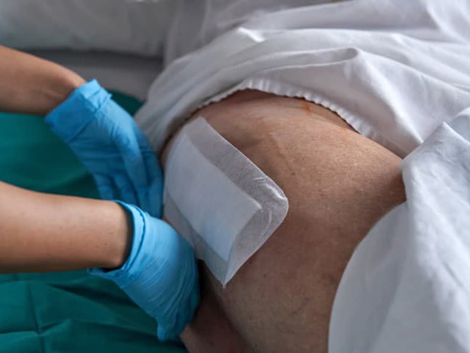 Liečba je drahšia až 10-násobne: Tisíce Slovákov rotujú v pekle preležanín! Zanedbaná prevencia?