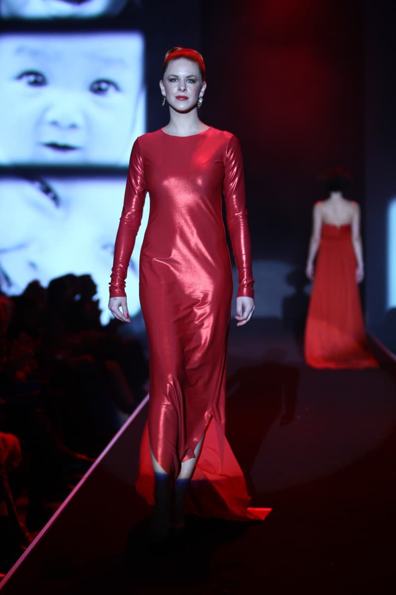 Kristína Farkašová v šatách