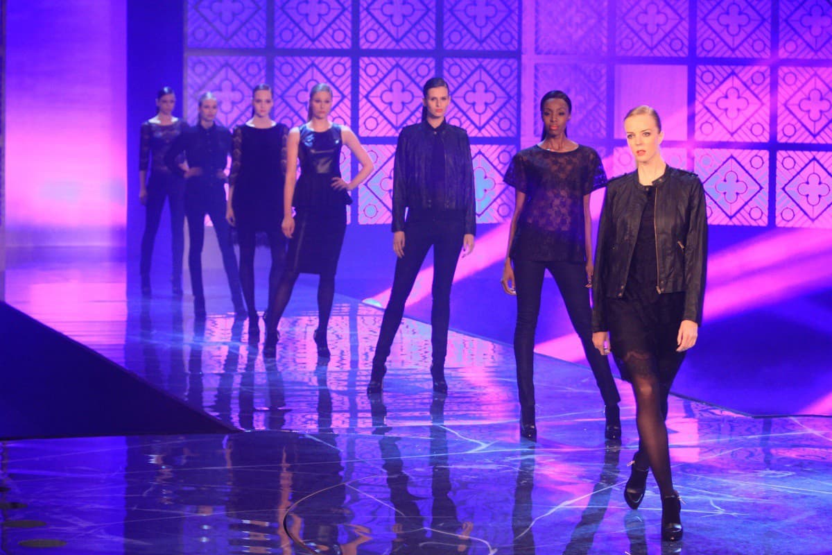 Módna show F&F -