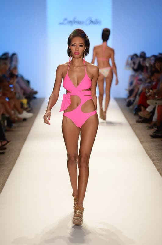 Prehliadka Mercedes-Benz Fashion Week