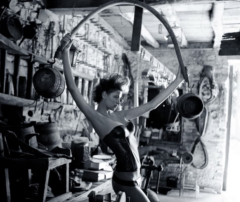 Intimissimi Black Collection