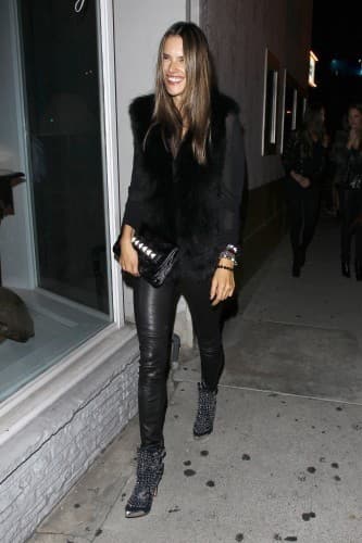 Alessandra Ambrosio v elegantnej