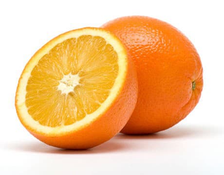 Pomaranče znázorňujú ženské poprsie