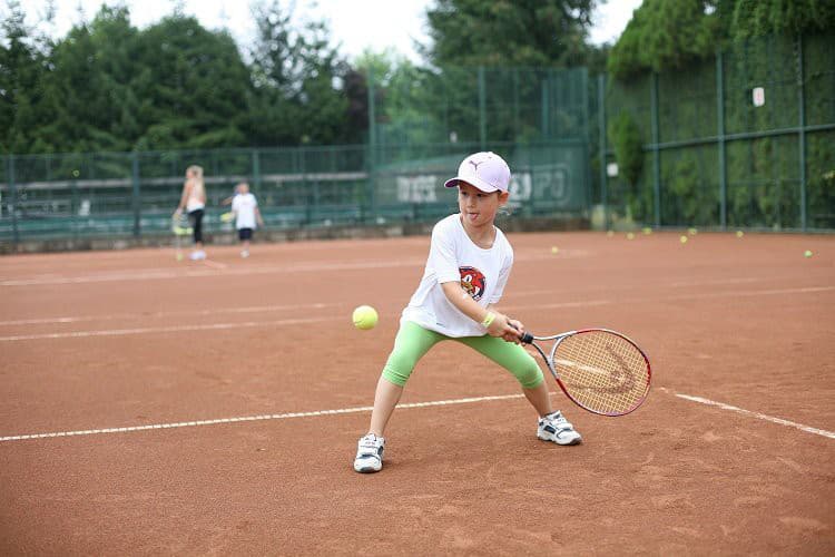 Junior Tennis Camp je