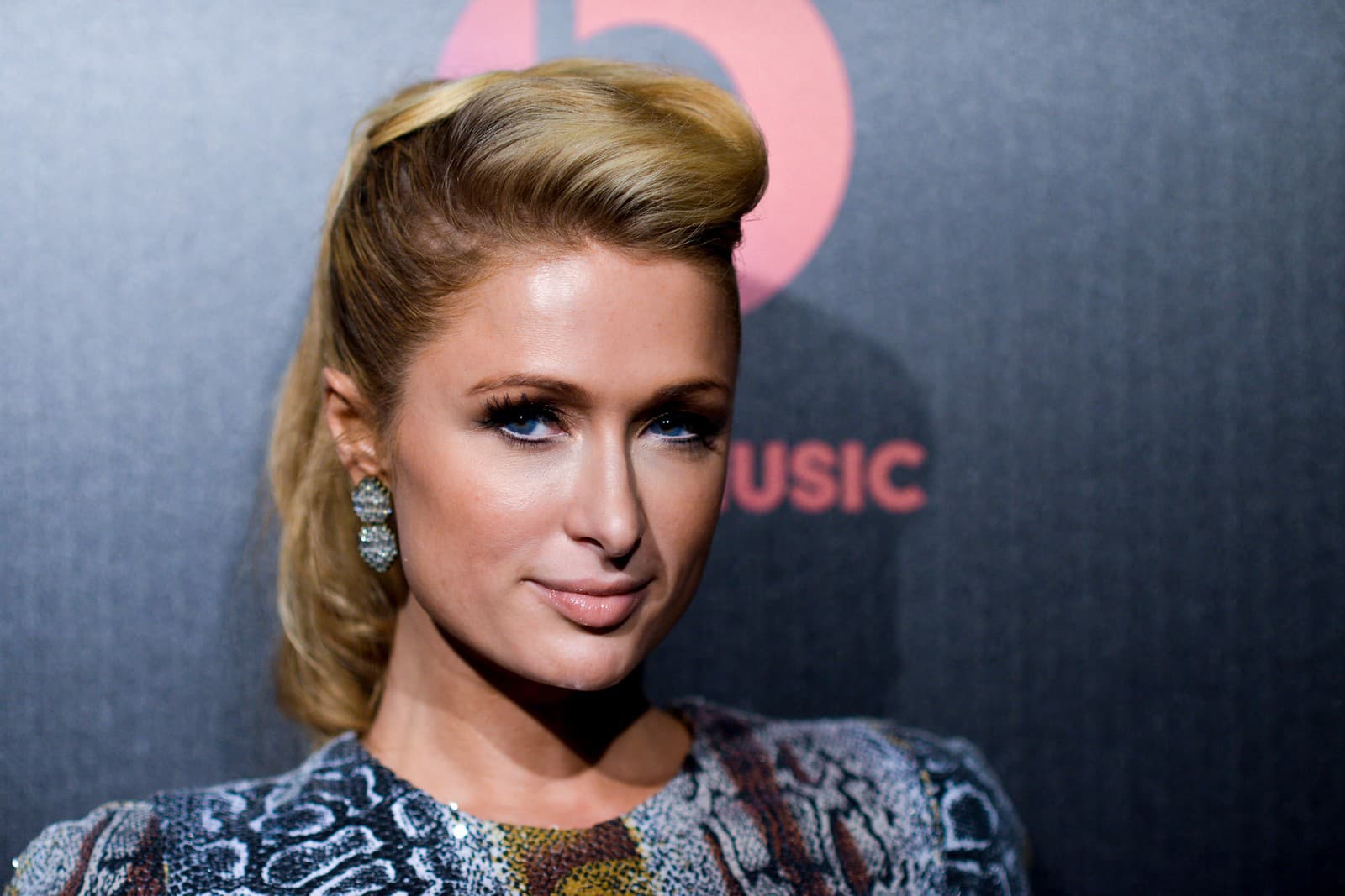 Paris Hilton má toho