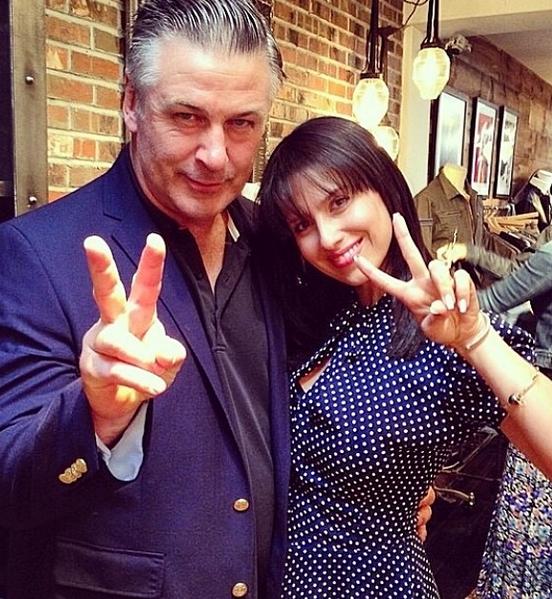 Hilaria Baldwin robí doma