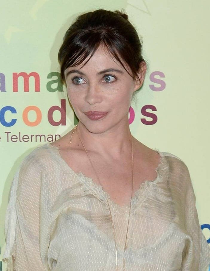 Emanuelle Beart plastickú operáciu
