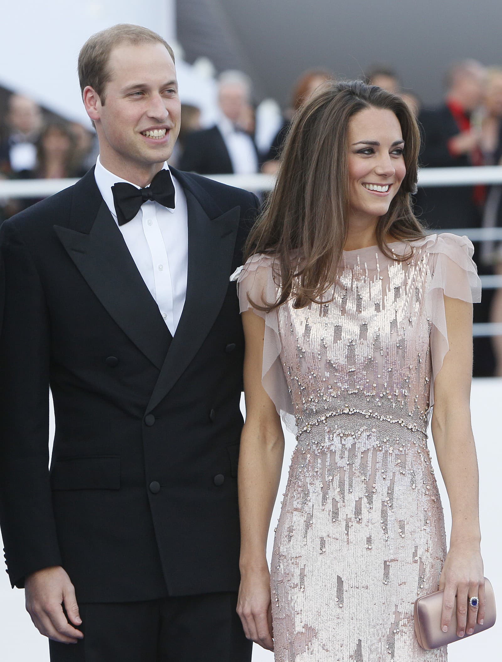 Krásna Kate Middleton leží