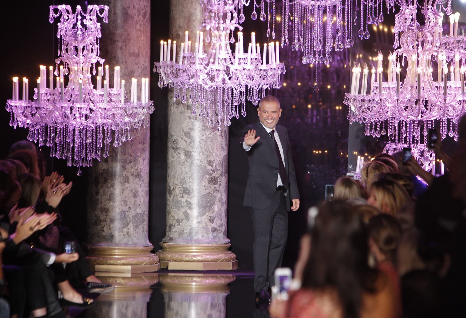 Módny dizajnér Elie Saab