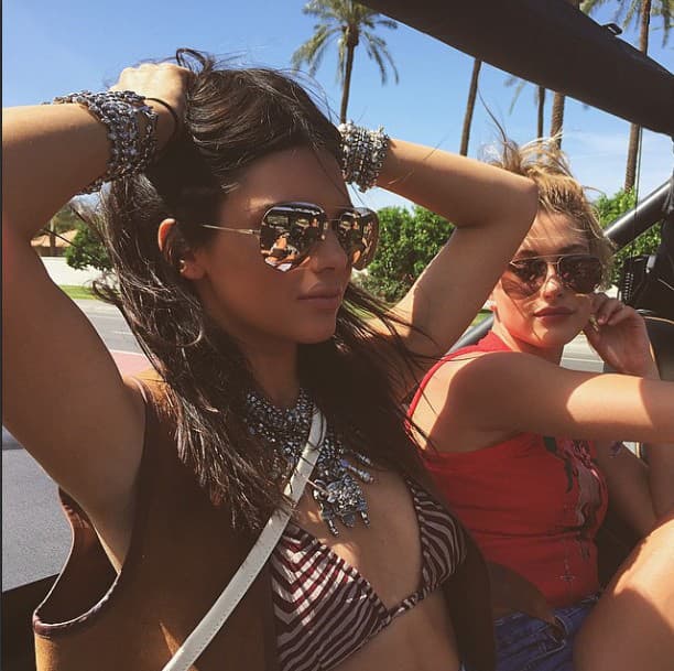 Kendall Jenner sa môže