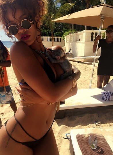 Rihanna patrí medzi najsexi