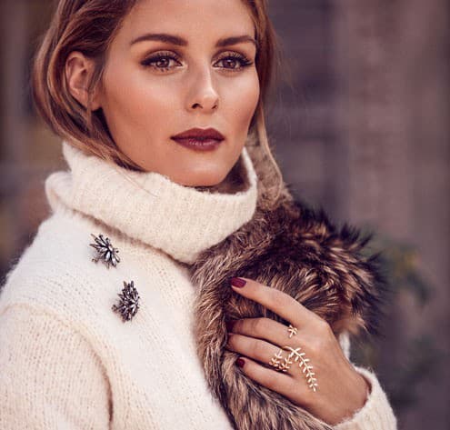 Olivia šperky miluje! Dokonca navrhla vlastnú kolekciu jagavých doplnkov pre značku Baublebar
