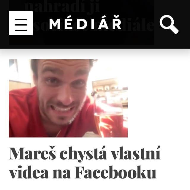 Moderátor a zabávač rozbieha