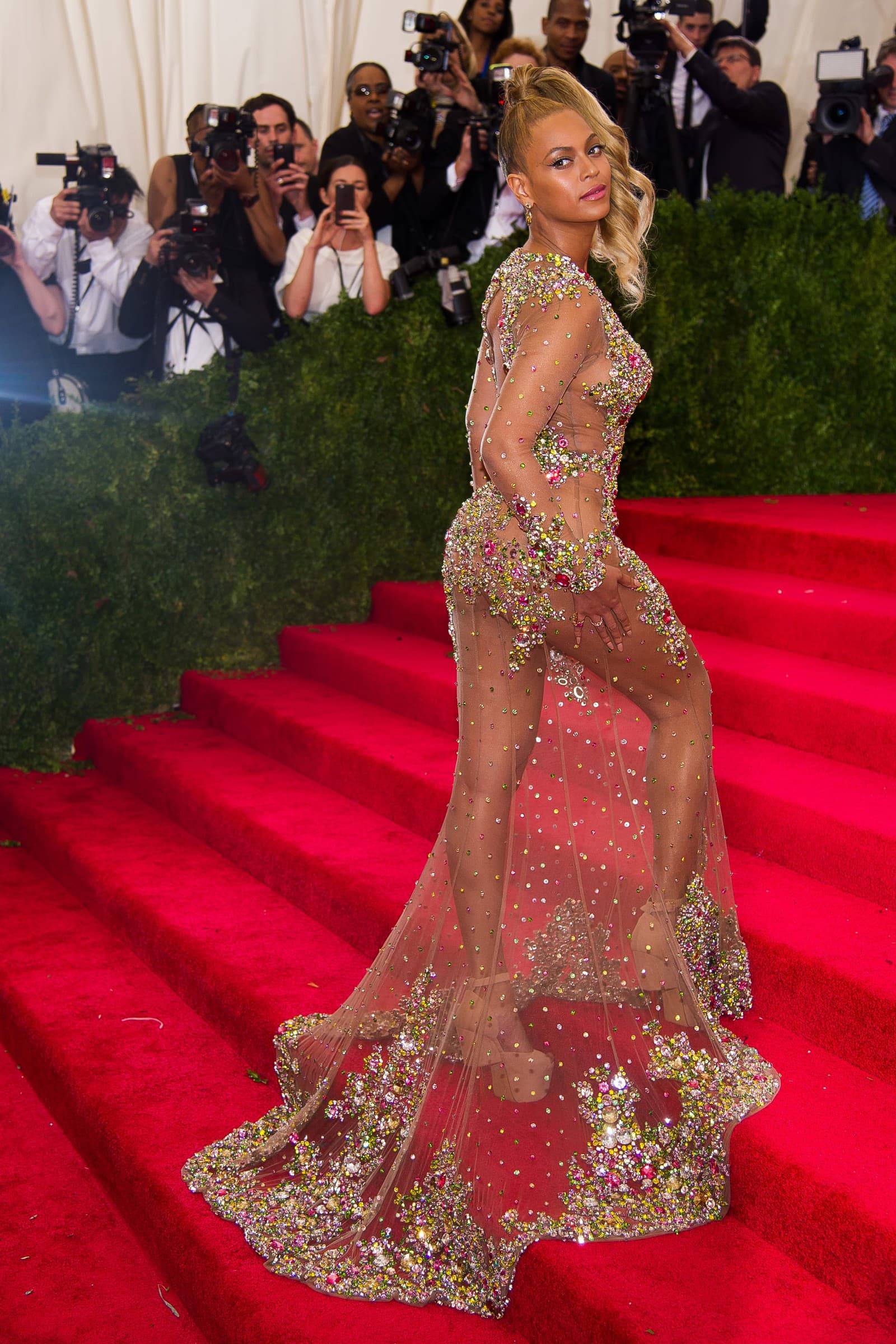 Príliš odhalená Beyoncé s
