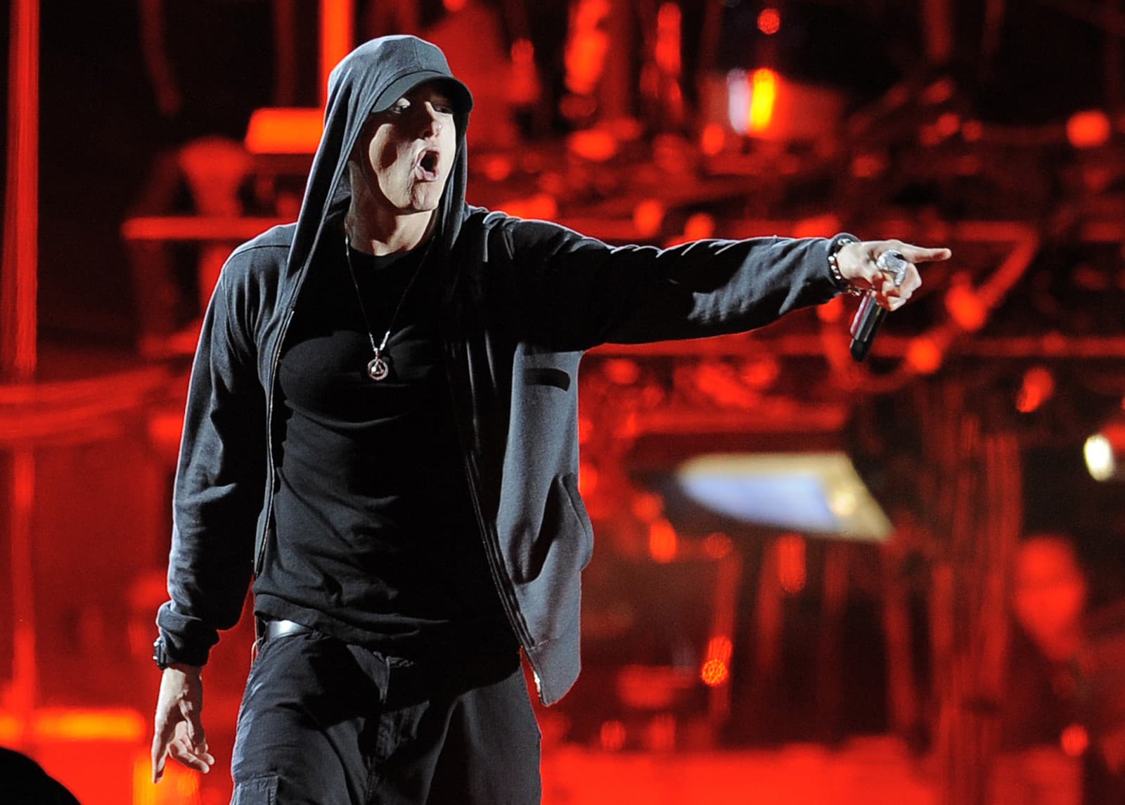Eminem má veľa rečí,