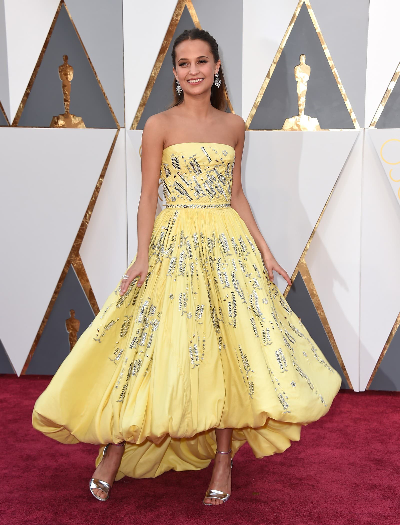 Alicia Vikander ma po