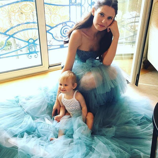 Krásna Bianca Balti sa