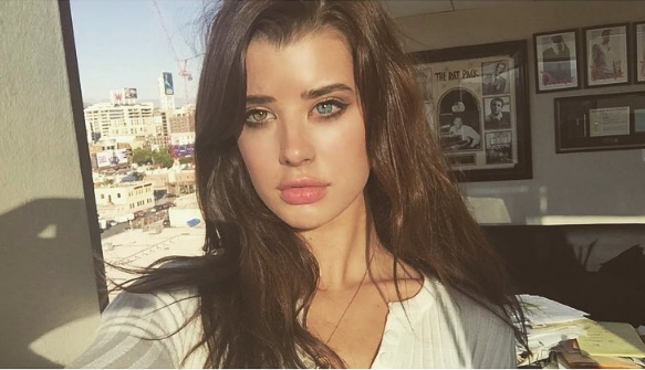 Kráska Sarah McDaniel má