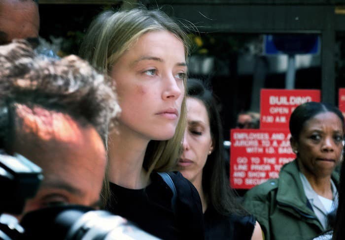 Herečka Amber Heard obvinila