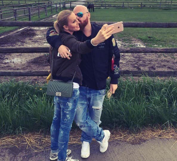 Simona Krainová s manželom