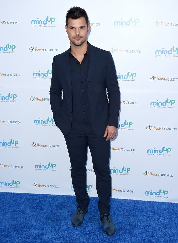 Herec Taylor Lautner randil