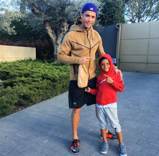 Ako vajce vajcu. Cristiano