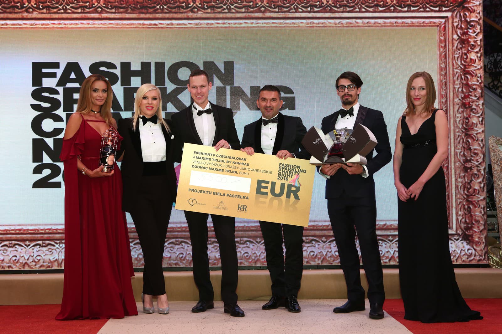 Na Fashion Sparkling Charity
