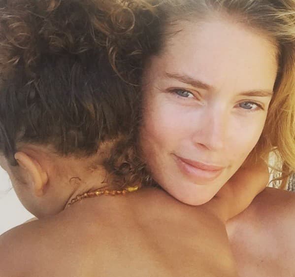 Zo supermodelky Doutzen vyžaruje