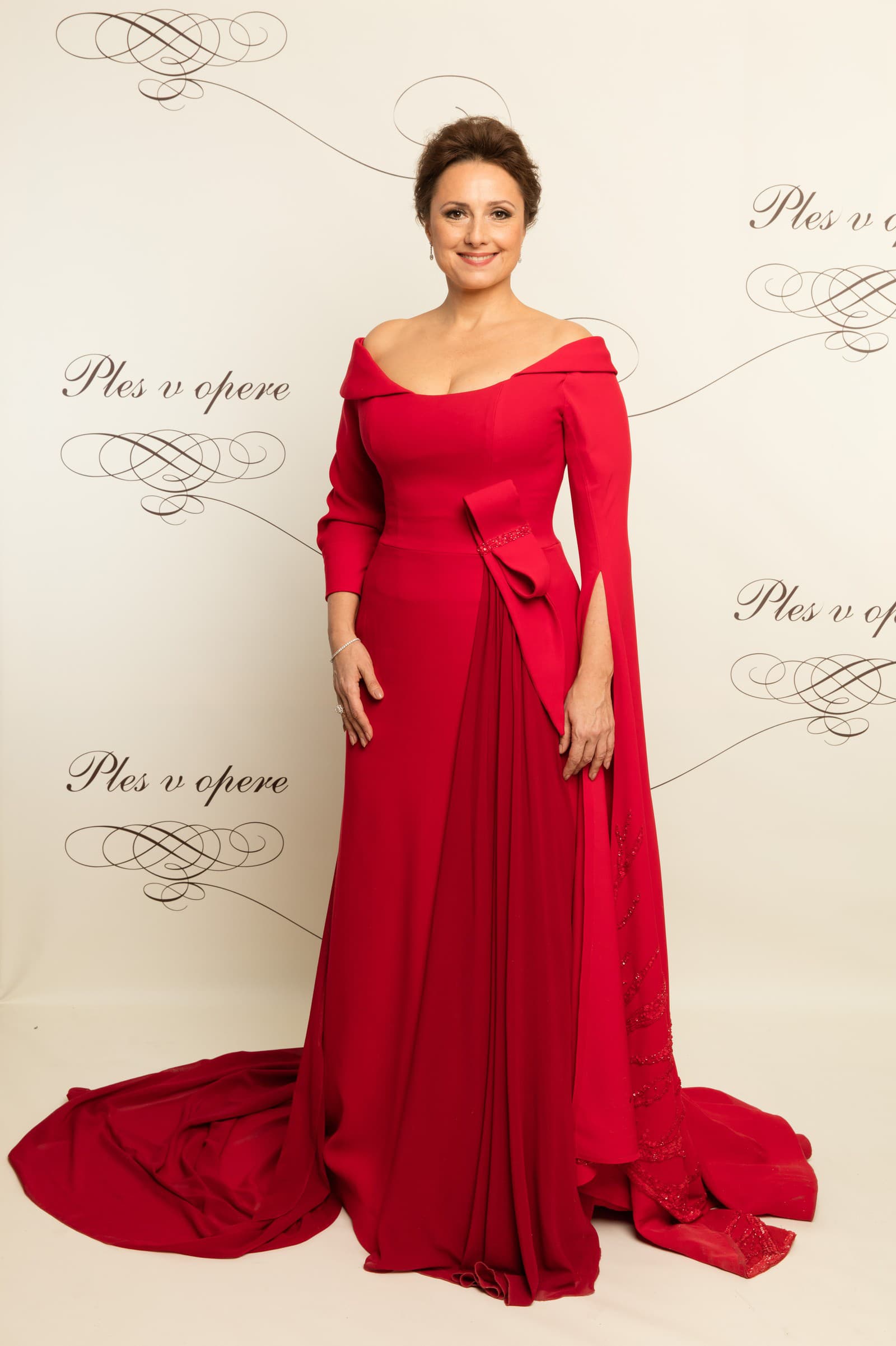 Zuzana Mauréry v červenej