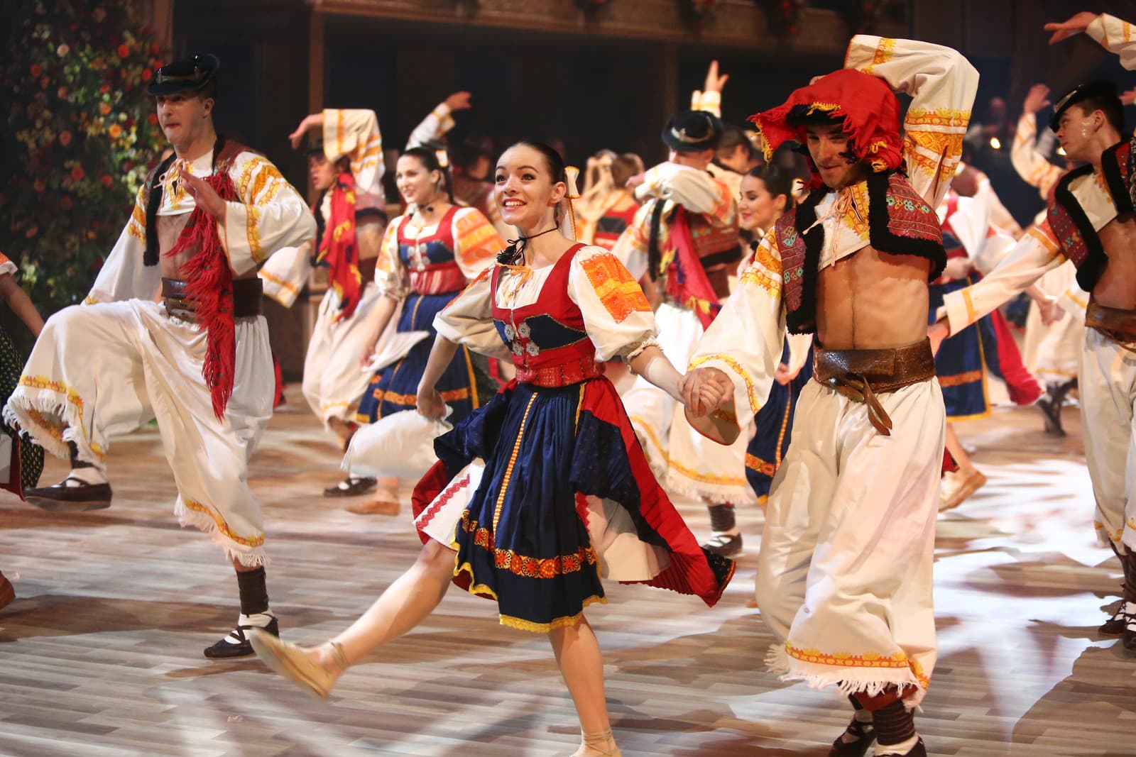 Slovenská ľudová tvorba, folklór