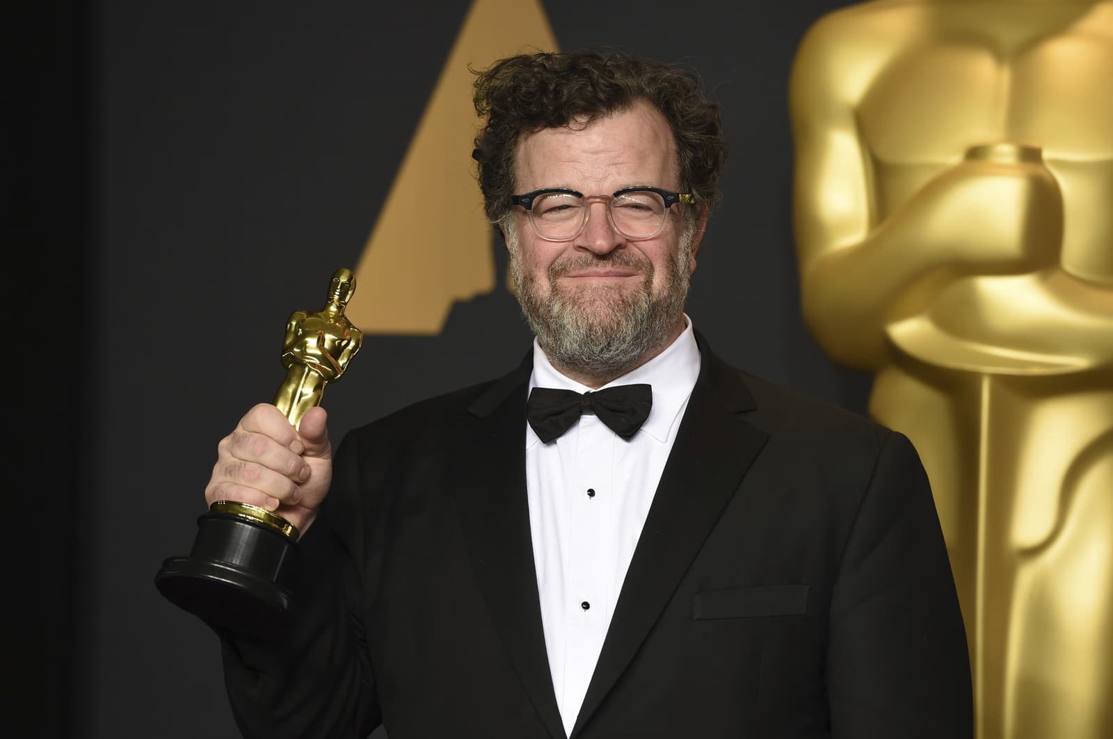 Kenneth Lonergan pózuje so