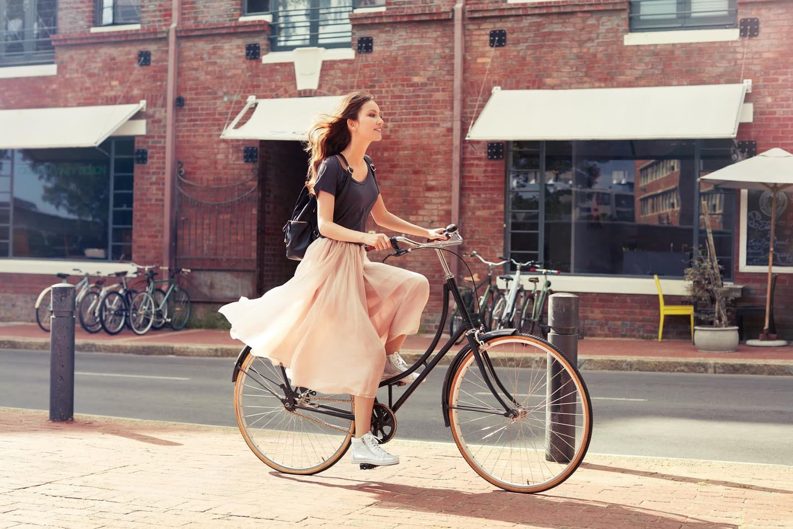 Skvelá kombinácia romantickej sukne