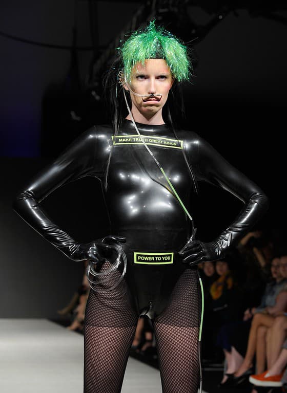 Kontroverzné modely zobrazujúce súčasnú