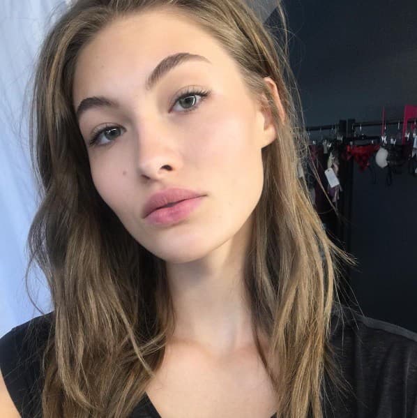 Naturálny look vyzerá aj