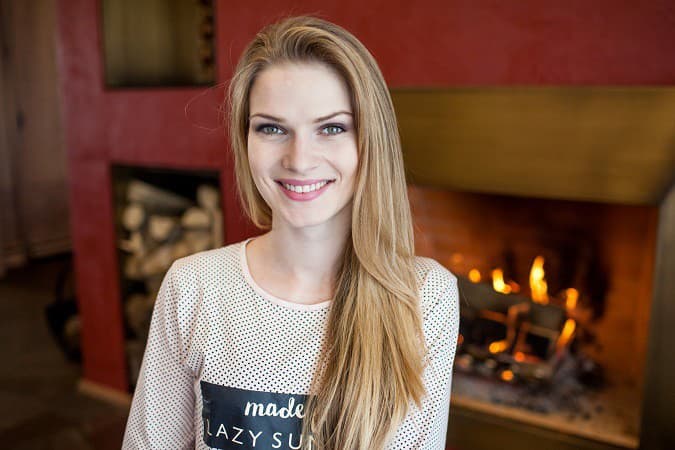 Finalistka s číslom 3,